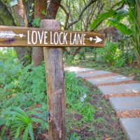 love lock lane