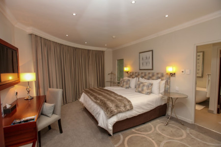 102 grand marnier suite