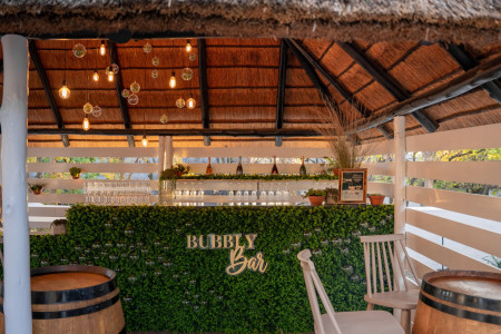 bubbly bar